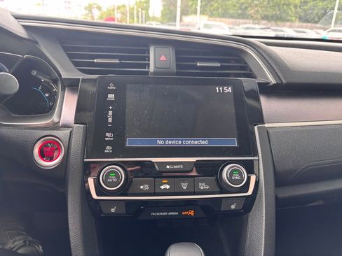 Used 2018 Honda Civic Touring image 24
