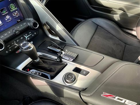 Used 2016 Chevrolet Corvette Z06 w/ 2LZ Preferred Equipment Group image 20