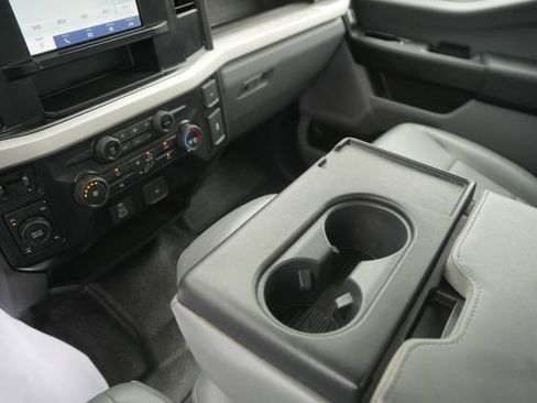 Used 2023 Ford F250 XL image 28