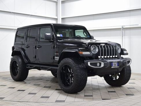Used 2021 Jeep Wrangler Unlimited Sahara image 1