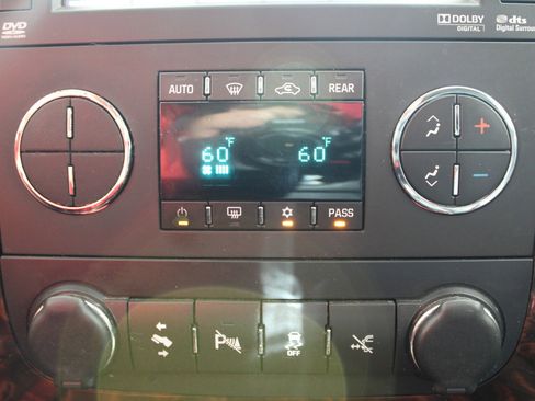 Used 2013 GMC Yukon Denali image 21