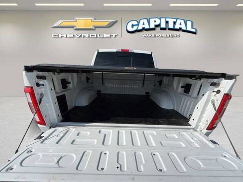 Used 2023 Ford F150 Lariat AWD/4WD image 34
