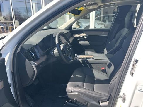 Certified 2025 Volvo XC90 B5 Plus image 17