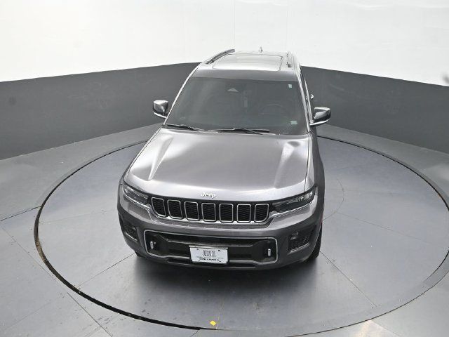 Used 2021 Jeep Grand Cherokee L Overland w/ Luxury Tech Group IV AWD/4WD image 13