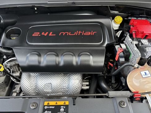 Used 2020 Jeep Renegade Altitude FWD image 9