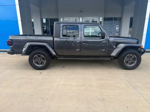 Used 2022 Jeep Gladiator Sport AWD/4WD image 7