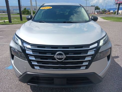 Used 2024 Nissan Rogue S AWD/4WD image 8
