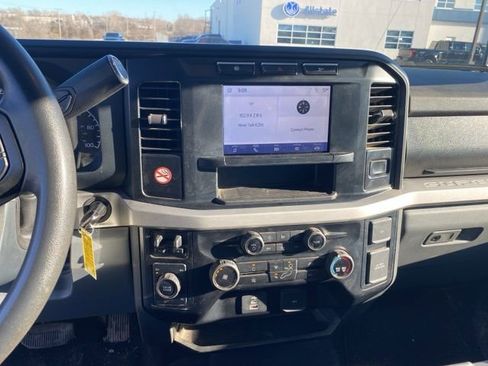 Certified 2024 Ford F250 XLT image 12
