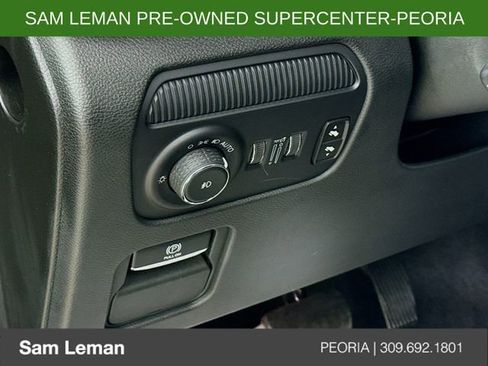 Used 2024 Jeep Wagoneer 4WD w/ Premium Group I image 10