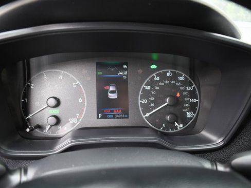 Used 2024 Toyota Corolla LE image 31