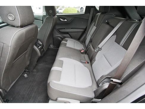 Used 2024 Chevrolet Blazer LT w/ Convenience Package FWD image 7