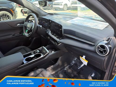 New 2027 Chevrolet Equinox LT w/ Convenience Package II FWD image 33
