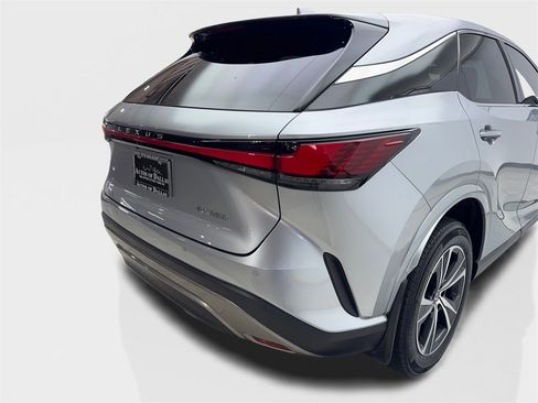 Used 2023 Lexus RX 350 Premium image 18