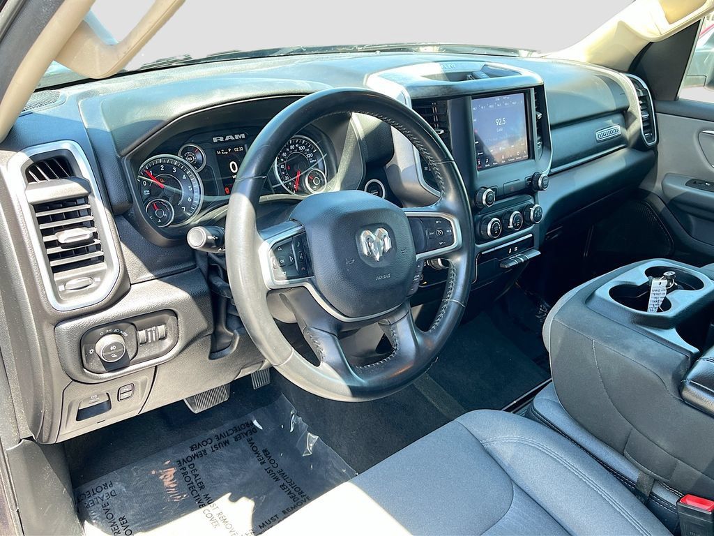 Used 2019 RAM 1500 Big Horn AWD/4WD image 9