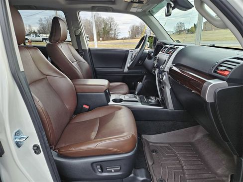 Used 2021 Toyota 4Runner Limited image 16