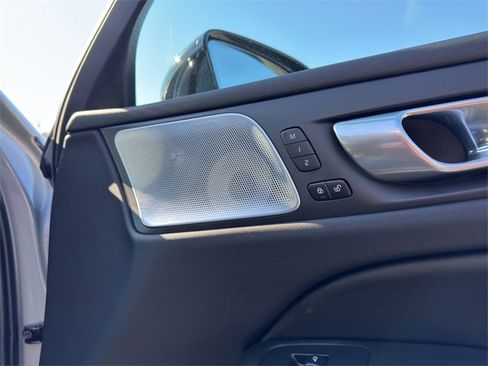 Used 2025 Volvo S60 T8 Ultra w/ Climate Package image 17