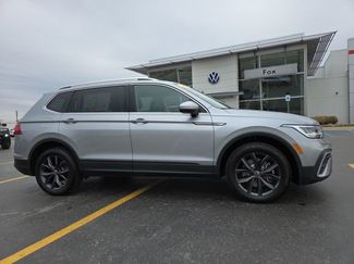 Used 2023 Volkswagen Tiguan SE w/ Panoramic Sunroof Package 360° Tour