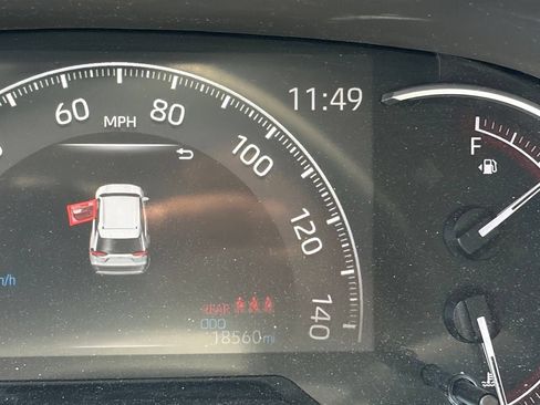 Used 2024 Toyota RAV4 LE FWD image 12