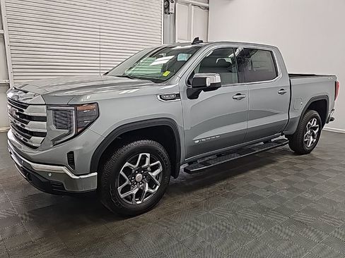 New 2026 GMC Sierra 1500 SLE w/ Preferred Package image 4