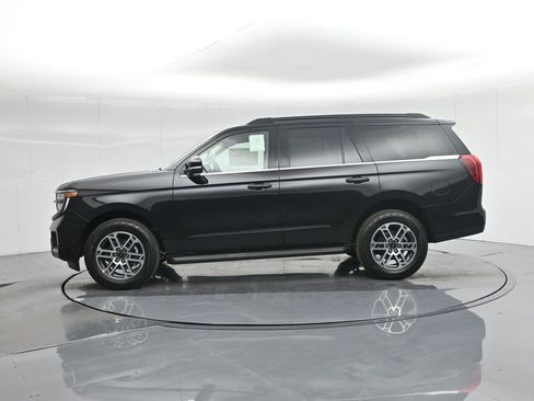 New 2025 Ford Expedition Active image 32