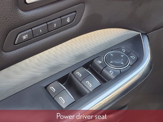 Used 2023 Cadillac XT4 Premium Luxury w/ Cold Weather Package FWD image 24