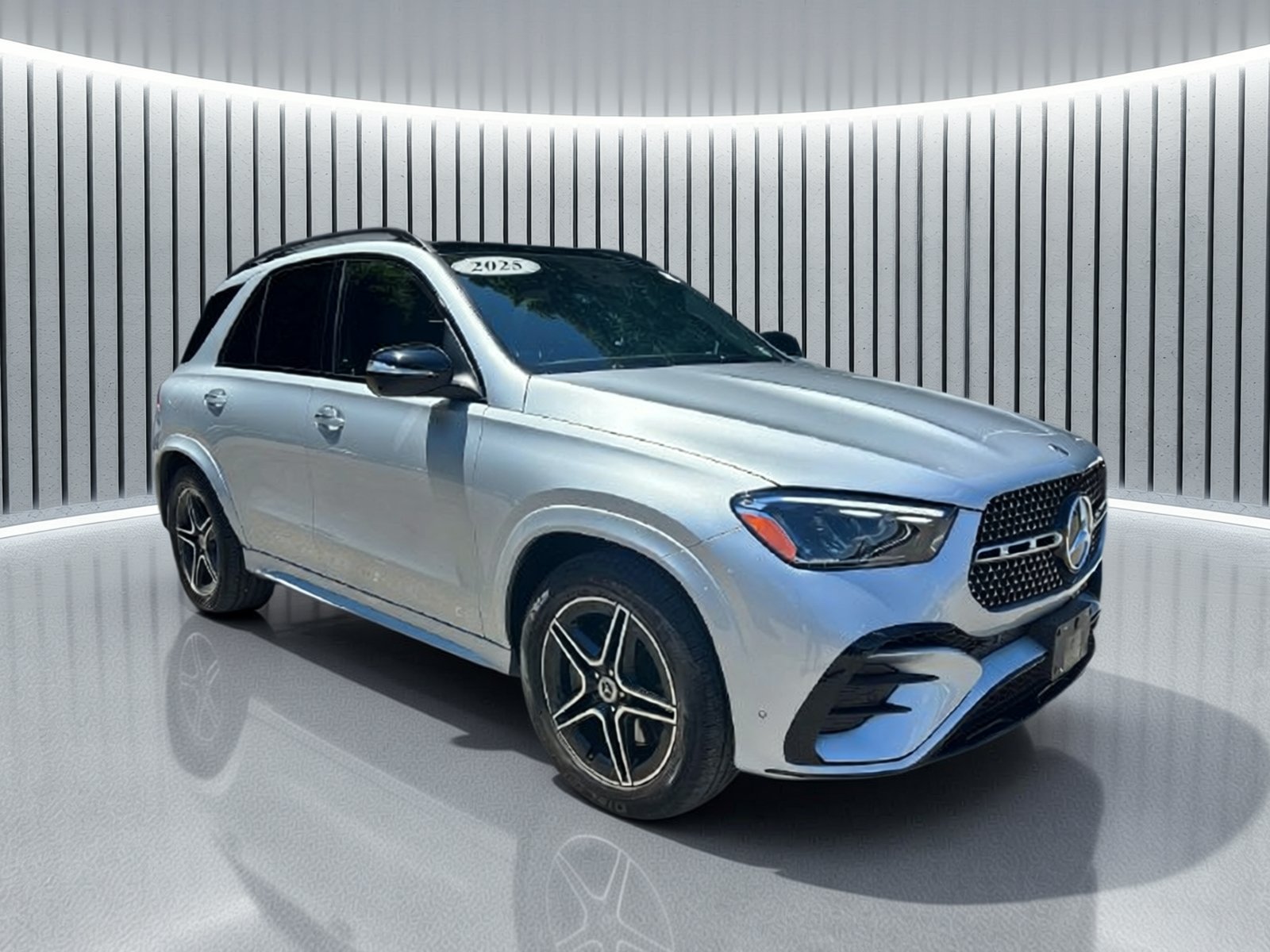 Certified 2025 Mercedes-Benz GLE 350 4MATIC image 7