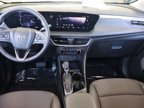 Used 2024 Buick Encore GX Preferred w/ Comfort Package FWD image 17