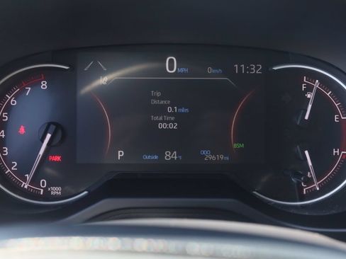 Used 2025 Toyota RAV4 XLE AWD/4WD image 23
