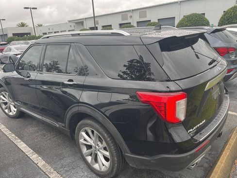 Used 2021 Ford Explorer Platinum w/ Equipment Group 601A image 11