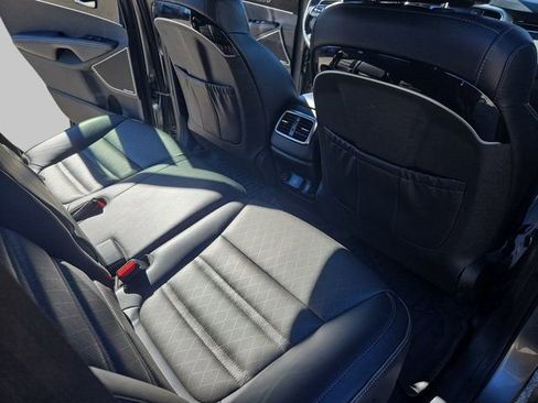 Used 2019 Kia Sorento SX w/ Limited image 14