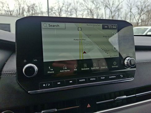 Used 2024 Mitsubishi Outlander AWD image 20