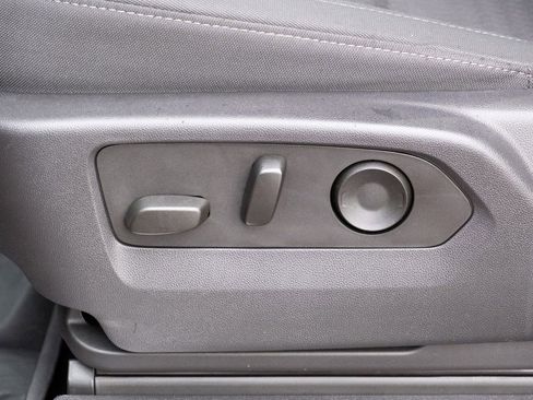 Used 2023 Chevrolet Silverado 1500 RST image 12