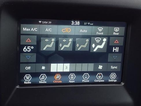 Used 2021 Jeep Compass Latitude image 20