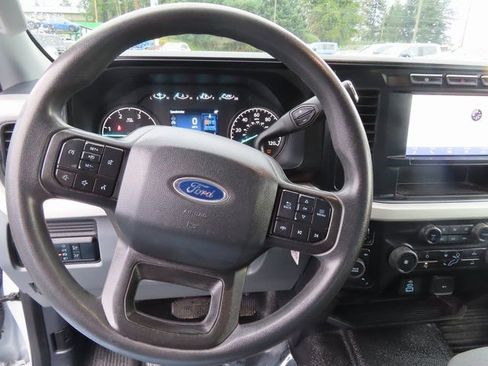 Used 2024 Ford F350 XLT image 17