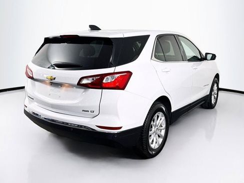 Used 2020 Chevrolet Equinox LT w/ Driver Convenience Package image 5