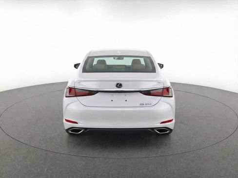 Used 2025 Lexus ES 350 w/ Premium Package image 6