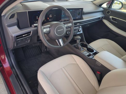 Certified 2025 Hyundai Sonata SE FWD image 20