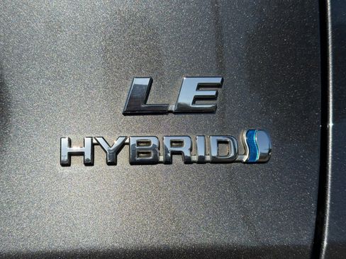 Used 2023 Toyota RAV4 LE image 11