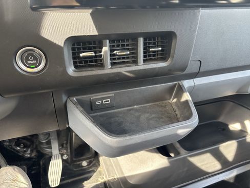 Used 2024 Chevrolet Brightdrop 600 w/ Commercial Equipment Package AWD/4WD image 23