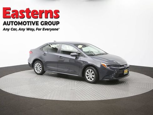 Used 2023 Toyota Corolla LE FWD image 46