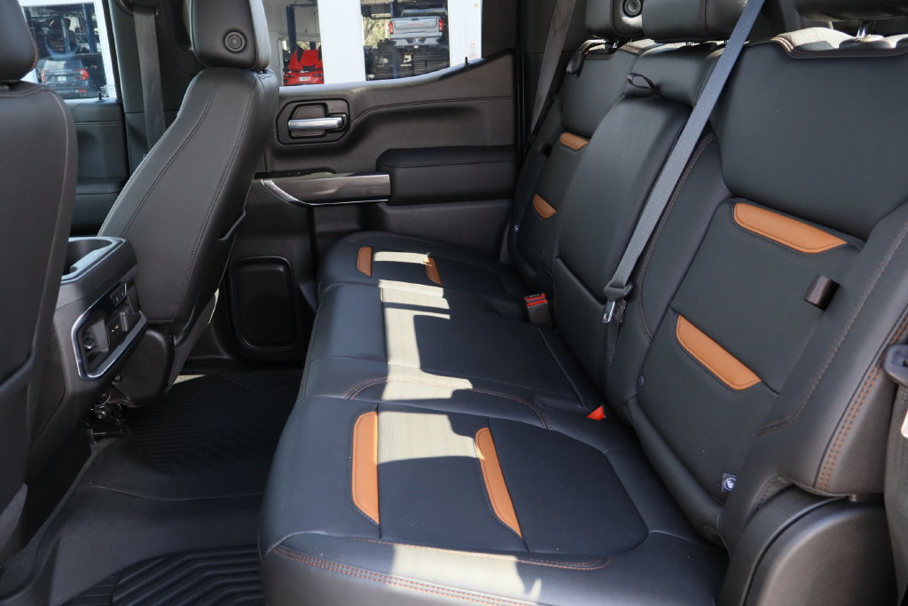 Certified 2021 GMC Sierra 1500 AT4 w/ AT4 Premium Package AWD/4WD image 28