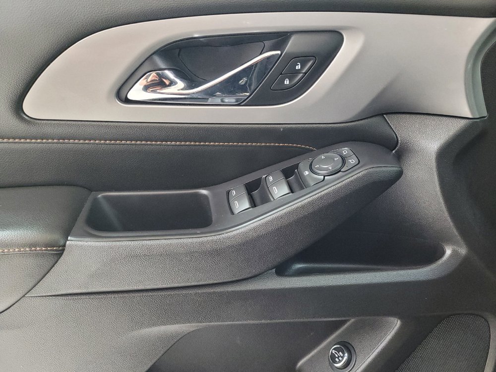 Used 2018 Chevrolet Traverse LT FWD image 27