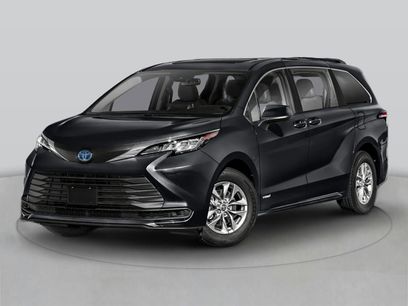 New 2026 Toyota Sienna XLE
