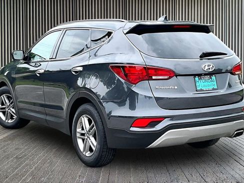Used 2017 Hyundai Santa Fe Sport FWD image 3