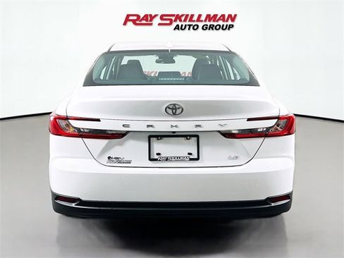 Used 2025 Toyota Camry LE image 6