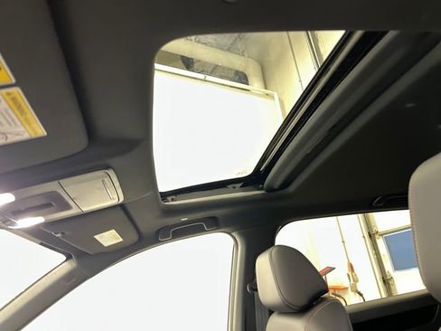 Certified 2023 Honda CR-V Sport Touring image 15