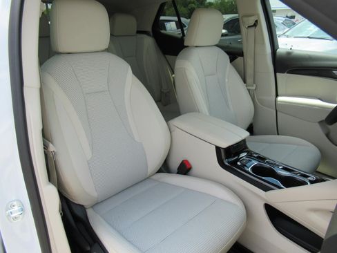 Used 2023 Buick Envision Preferred AWD/4WD image 8