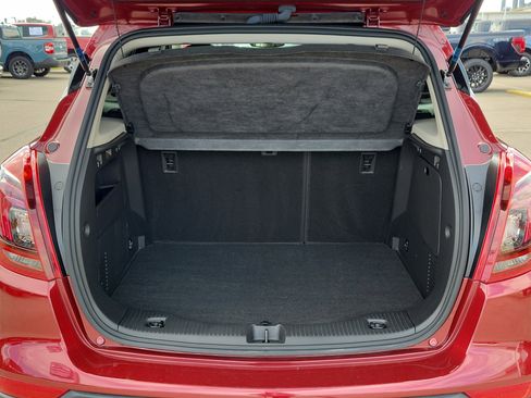 Used 2021 Buick Encore Preferred w/ Safety Package image 8