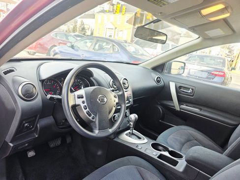 Used 2015 Nissan Rogue S w/ Convenience Package AWD/4WD image 11