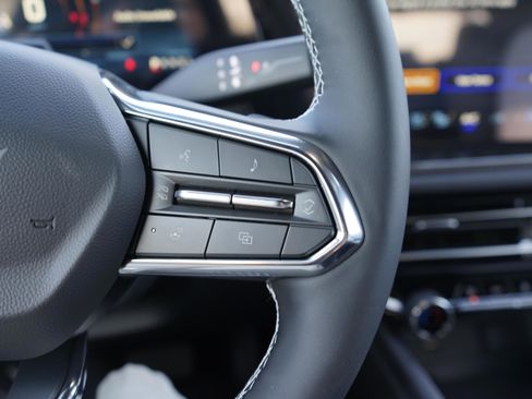 New 2026 Chevrolet Traverse High Country image 12